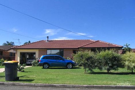 6 Oval Dr, Shoalhaven Heads, NSW 2535