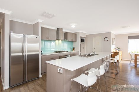 Property photo of 5 Cronulla Road Secret Harbour WA 6173