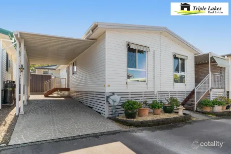 Property photo of 2A/750 Pacific Highway Lake Munmorah NSW 2259