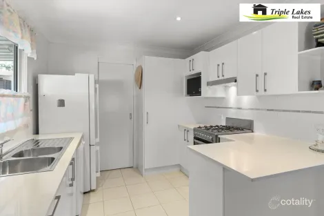 Property photo of 2A/750 Pacific Highway Lake Munmorah NSW 2259