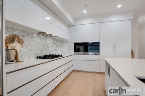 Property photo of 5 Milan Court Hammond Park WA 6164