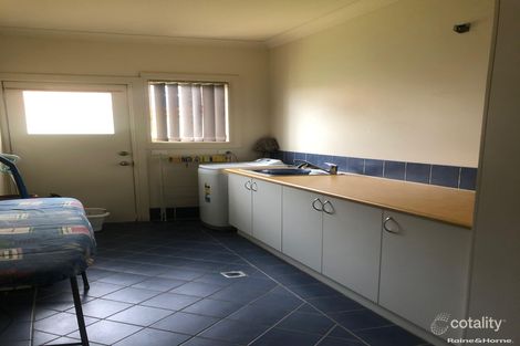 Property photo of 4 Vaucluse Place Parkes NSW 2870