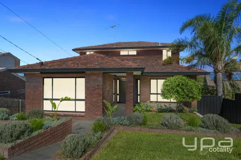 5 Sturis Ct, Westmeadows, VIC 3049