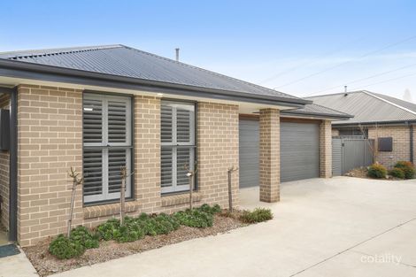 Property photo of 2/8B Majestic Way Orange NSW 2800