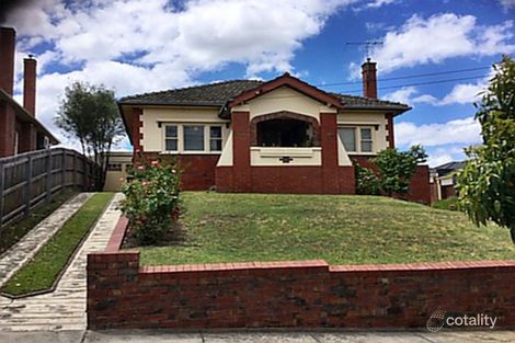 Property photo of 2 Woolley Street Essendon VIC 3040