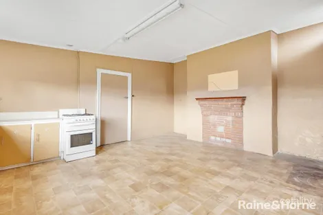 Property photo of 103 Seymour Street Bathurst NSW 2795