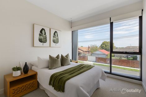 Property photo of 102/1044 Glen Huntly Road Caulfield South VIC 3162