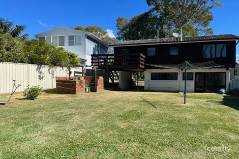 Property photo of 4 March Street Tuggerawong NSW 2259
