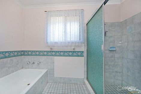 Property photo of 2 Janian Close Chittaway Bay NSW 2261