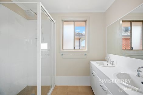 Property photo of 22 Noble Court Woongarrah NSW 2259