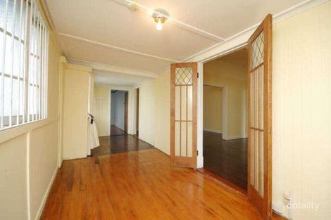 Property photo of 359 Cavendish Road Coorparoo QLD 4151