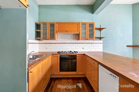 Property photo of 1/29 Marine Parade St Kilda VIC 3182