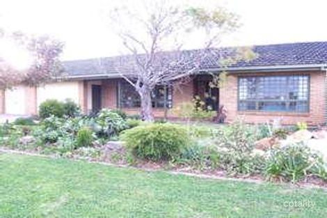 25 Campbell Dr, Reynella East, SA 5161