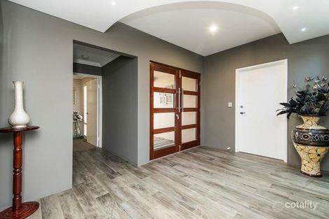 Property photo of 23 Carmen Circuit The Vines WA 6069