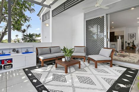 Property photo of 1/74 Alpha Street Taringa QLD 4068