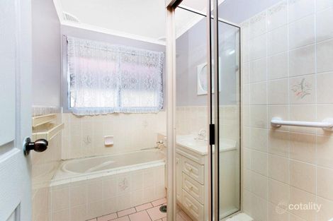 Property photo of 15 Duguid Way Kiama Downs NSW 2533