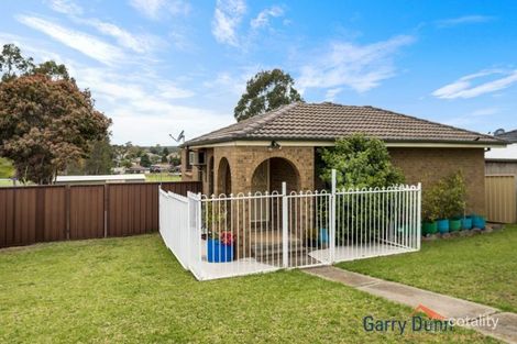 Property photo of 23 Othello Avenue Rosemeadow NSW 2560