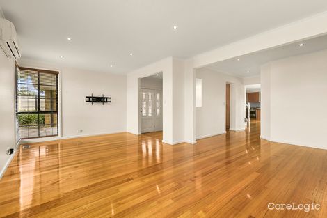 Property photo of 30 Rowan Drive Kealba VIC 3021