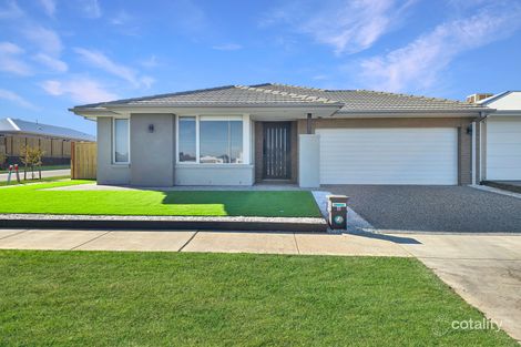 8 Bluewater Dr, Armstrong Creek, VIC 3217