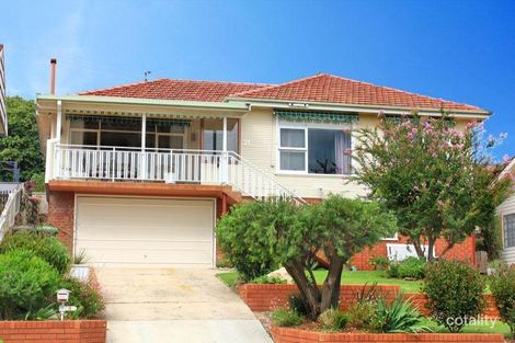 21 Stanleigh Cres, West Wollongong, NSW 2500