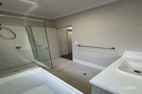 Property photo of 15 Marchant Way Byford WA 6122