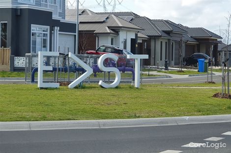 Property photo of 37 Leafy Circuit Cranbourne East VIC 3977