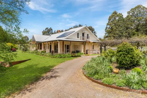 498 Blackwood Rd, Newbury, VIC 3458