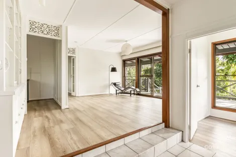 Property photo of 144 Jesmond Road Indooroopilly QLD 4068