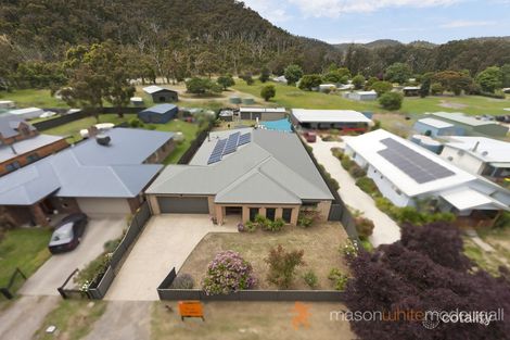 Property photo of 28 Riverside Crescent Flowerdale VIC 3717