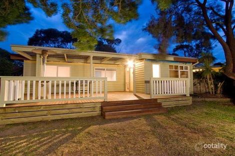 Property photo of 22 Cawarra Street Mornington VIC 3931