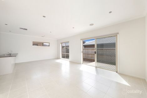 Property photo of 86 Middleton Drive Point Cook VIC 3030