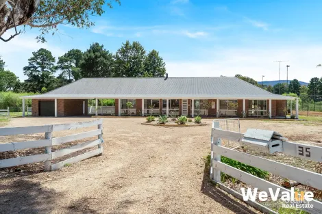 35 Ridge Rd, Whittlesea, VIC 3757