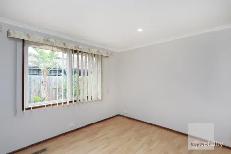 Property photo of 7 Fisher Grove Tullamarine VIC 3043