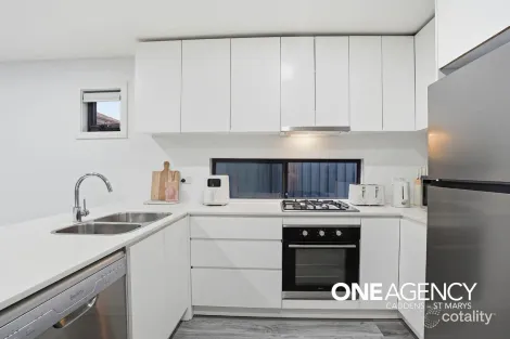 6 Sheba Cres, South Penrith, NSW 2750