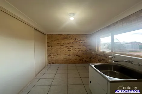 Property photo of 1/25 Windsor Circle Kingaroy QLD 4610