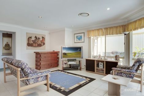 Property photo of 2 Chestnut Grove Woongarrah NSW 2259
