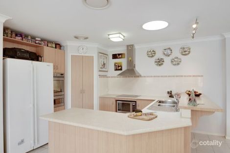 Property photo of 2 Chestnut Grove Woongarrah NSW 2259