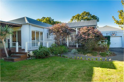 Property photo of 14 Kathleen Crescent Mornington VIC 3931