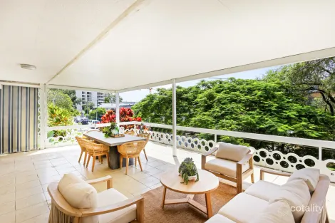 1/6 Hill Ave, Burleigh Heads, QLD 4220