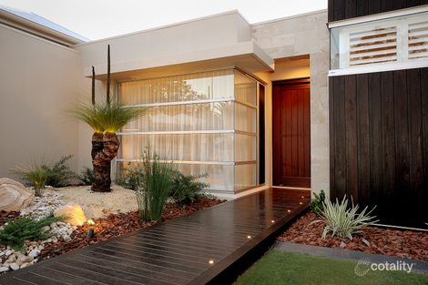 Property photo of 16 Thorley Court Middle Ridge QLD 4350