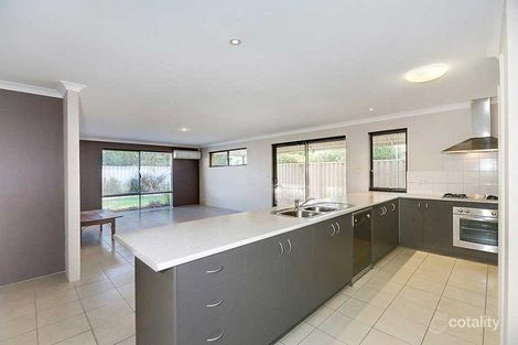 7 Maverick Prom, Shoalwater, WA 6169