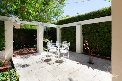 Property photo of 32 Coranderrk Street Reid ACT 2612