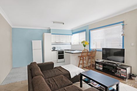 Property photo of 205 Bay Road Toowoon Bay NSW 2261