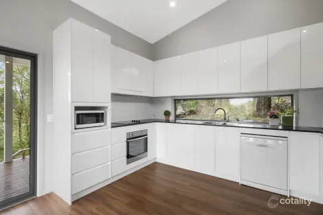 Property photo of 4 Utingu Place Bayview NSW 2104