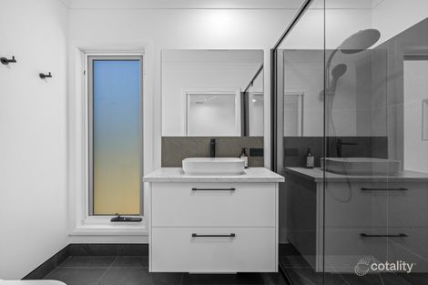 Property photo of 18 Johnson Street Oxley VIC 3678