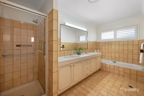 Property photo of 56 Twynam Street Belmont QLD 4153