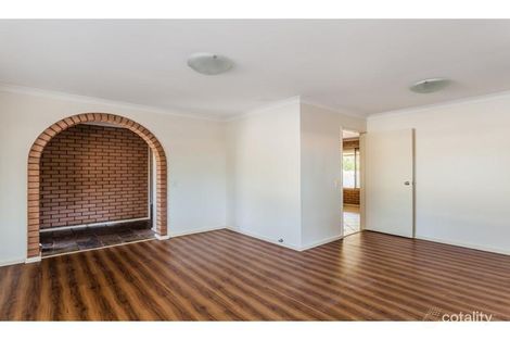 Property photo of 8 Oakajee Court Gosnells WA 6110