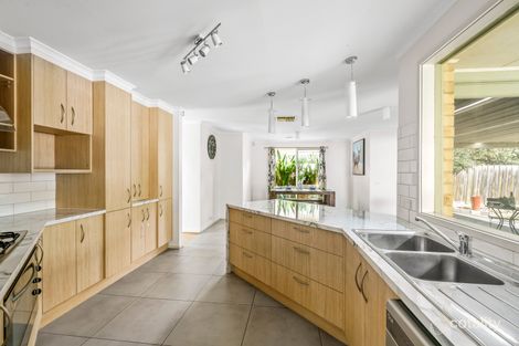 Property photo of 34 Dummett Avenue Hoppers Crossing VIC 3029
