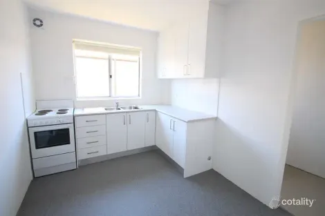 2/3 Moyes St, Marrickville, NSW 2204