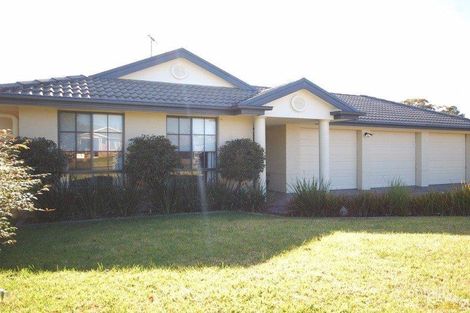9 Sharnee Cl, Hill Top, NSW 2575